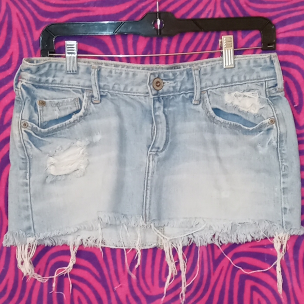 Hollister jean skirt sz 3